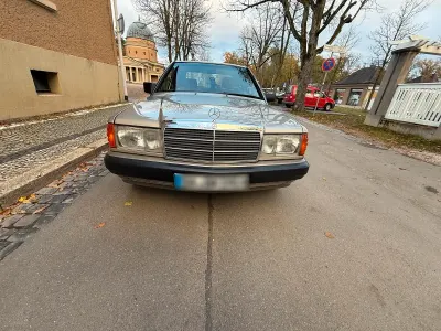 Gebraucht Mercedes 190 75 PS (55 kW) 1992 Limousine
