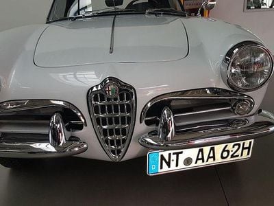 Gebraucht Alfa Romeo Giulia Spider 90 PS (66 kW) 1962 Weiß Cabrio