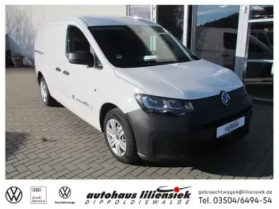 Używany VW Caddy 102 KM (75 kW) 2025 Biały Minivan
