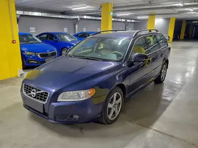 Gebraucht Volvo V70 Ocean Race 215 PS (158 kW) 2011 Blau Kombi