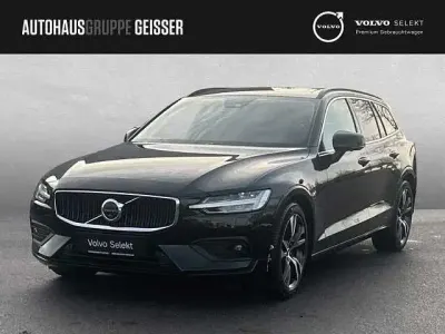 Gebraucht Volvo V60 145 PS (106 kW) 2025 Kombi