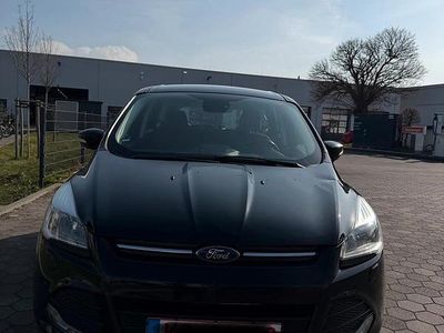 Gebraucht Ford Kuga 150 PS (110 kW) 2016 Schwarz SUV