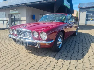 Gebraucht Jaguar XJ6 Sovereign 169 PS (124 kW) 1977 Rot Limousine