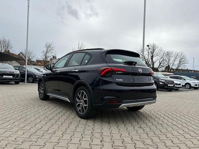 Second-hand Fiat Tipo Cross 131 CP (96 kW) 2024 Negru Hatchback