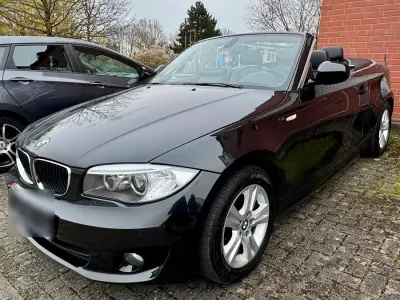 Gebraucht BMW 120 Cabriolet Exclusive 170 PS (125 kW) 2012 Schwarz Cabrio