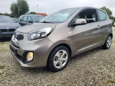 Gebraucht Kia Picanto Edition 7 69 PS (50 kW) 2014 Titaniumsilber met. Kleinwagen