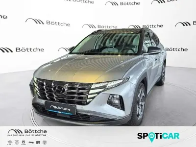 Gebraucht Hyundai Tucson Prime 136 PS (100 kW) 2023 Shimmering silver / dark knigh / met SUV