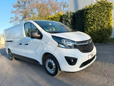 Usata Opel Vivaro 125 CV (91 kW) 2016 Bianco Monovolume