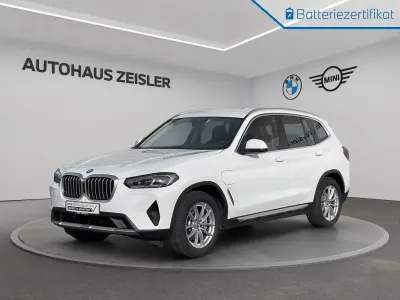 Gebraucht BMW X3 Sport Line 184 PS (135 kW) 2024 Alpinweiß uni SUV