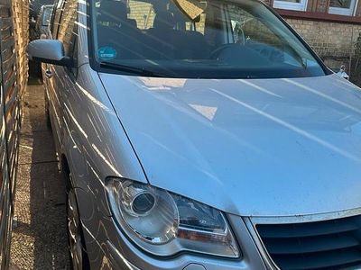 Gebraucht VW Touran 2008 Silber Van / Kleinbus