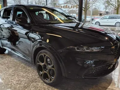 Neu Alfa Romeo Tonale 160 PS (117 kW) 2025 Nero alfa SUV