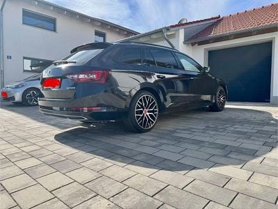 Second-hand Skoda Superb SportLine 190 CP (139 kW) 2017 Negru Break