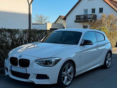Gebraucht BMW 116 M Sport 136 PS (100 kW) 2015 Weiß Kleinwagen