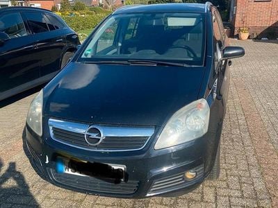Usata Opel Zafira 150 CV (110 kW) 2007 Nero Monovolume