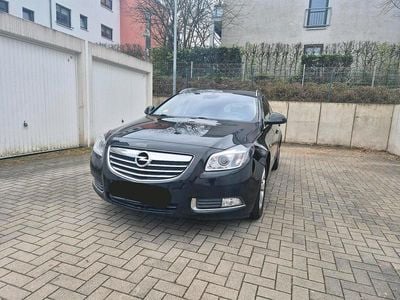Gebraucht Opel Insignia 160 PS (117 kW) 2013 Schwarz Kombi