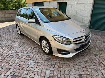 Mercedes B180
