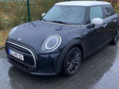 Gebraucht Mini Cooper Classic 136 PS (100 kW) 2023 Schwarz Kleinwagen