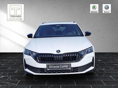 Neu Skoda Octavia SportLine 150 PS (110 kW) 2026 Weiß Kombi