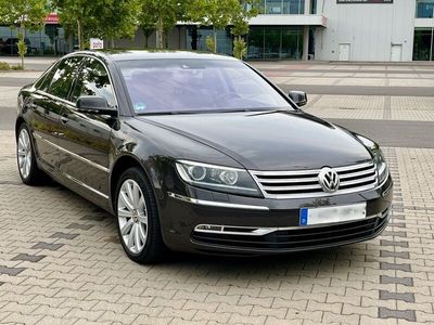 VW Phaeton