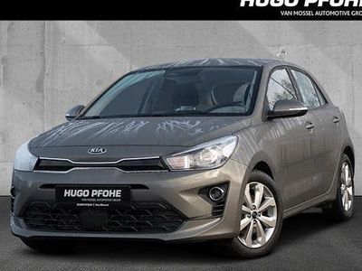 Grün Gebraucht 2021 Kia Rio Vision Limousine | 14.850 € (Fairer Preis)