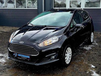 Gebraucht Ford Fiesta Trend 65 PS (47 kW) 2013 Pantherschwarz metallic (metallic) Kleinwagen