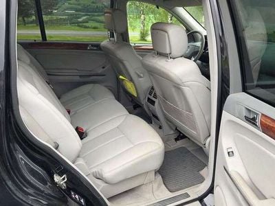 Mercedes GL320