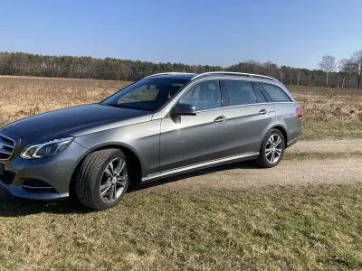 Gebraucht Mercedes E220 170 PS (125 kW) 2016 Grau Kombi