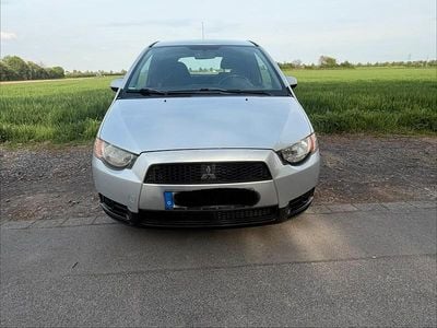 Usata Mitsubishi Colt Top 95 CV (69 kW) 2011 Grigio Utilitaria