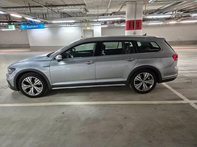 Gebraucht VW Passat Alltrack 200 PS (147 kW) 2021 Grau Kombi