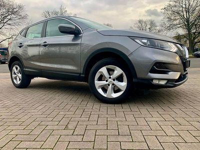 Grau Gebraucht 2020 Nissan Qashqai Acenta SUV | 12.999 € (Fairer Preis)