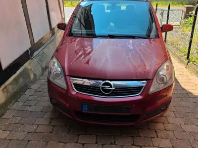 Gebraucht Opel Zafira Cosmo 150 PS (110 kW) 2005 Rot Van / Kleinbus