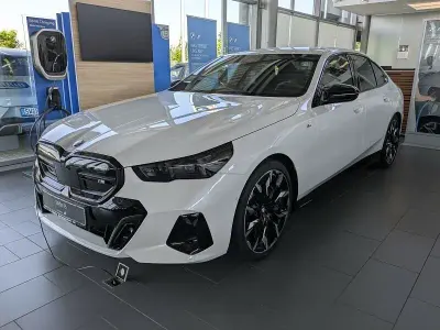 Neu BMW i5 442 kW (601 PS) 2025 Weiß Limousine