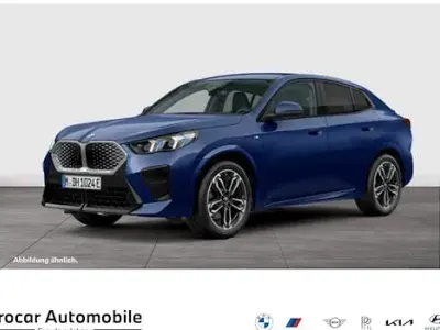 Gebraucht BMW iX2 M Sport 230 kW (313 PS) 2025 Blau SUV