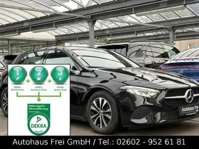 Gebraucht Mercedes A200 150 PS (110 kW) 2025 Nachtschwarz Limousine