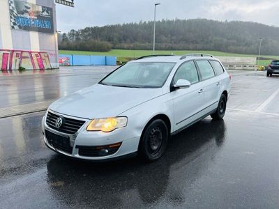 gebraucht VW Passat Variant Trendline 2.0 // NAVI // PDC //