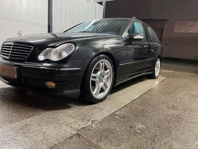 Mercedes C32 AMG