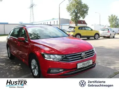 Gebraucht VW Passat Business 122 PS (89 kW) 2024 Rot Kombi