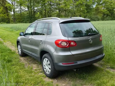 Używany VW Tiguan Team 122 KM (89 kW) 2010 Szary SUV