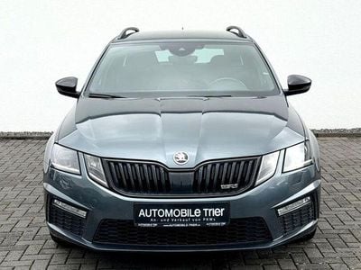 Gebraucht Skoda Octavia RS 184 PS (135 kW) 2020 Seda quartz/quartz grey (metallic) Kombi