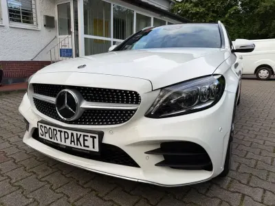 Gebraucht Mercedes C400 AMG line 333 PS (244 kW) 2019 Polarweiss Kombi