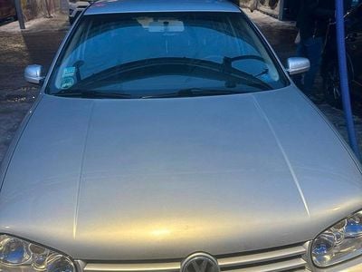 Silber Gebraucht 2000 VW Golf IV Kleinwagen | 1.550 € (Guter Preis)