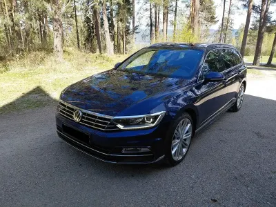 Gebraucht VW Passat R-line 190 PS (139 kW) 2019 Blau Kombi
