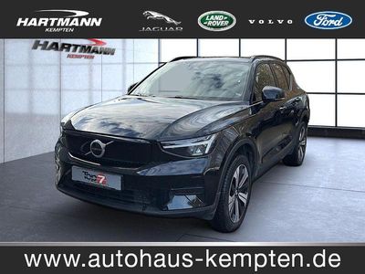 Onyx black (metallic) Gebraucht 2022 Volvo XC40 Plus SUV | 35.850 € (Fairer Preis)