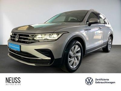 Gebraucht VW Tiguan Elegance 150 PS (110 kW) 2023 Reflexsilber metallic (metallic) SUV
