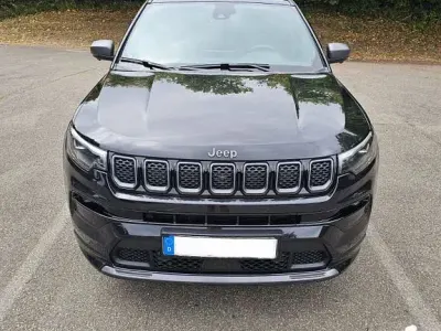 Gebraucht Jeep Compass 80th Anniversary 150 PS (110 kW) 2021 Schwarz SUV