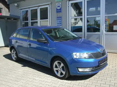 Käytetty Skoda Rapid Cool Edition 105 HP (77 kW) 2015 Sininen Viistoperä