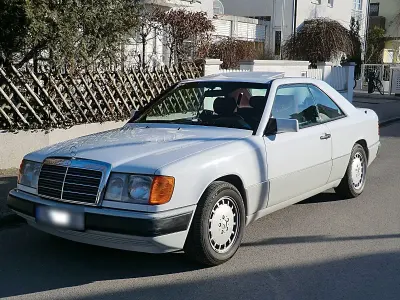 Gebraucht Mercedes 300 220 PS (161 kW) 1990 Weiß Coupé