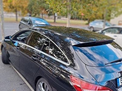 Gebraucht Mercedes CLA180 Shooting Brake 122 PS (89 kW) 2019 Schwarz Kombi