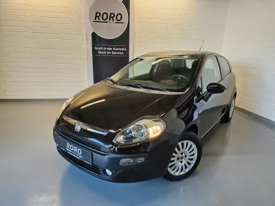 Usata Fiat Punto Evo Dynamic 77 CV (56 kW) 2010 Nero Utilitaria