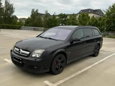 Używany Opel Vectra 120 KM (88 kW) 2004 Czarny Kombi